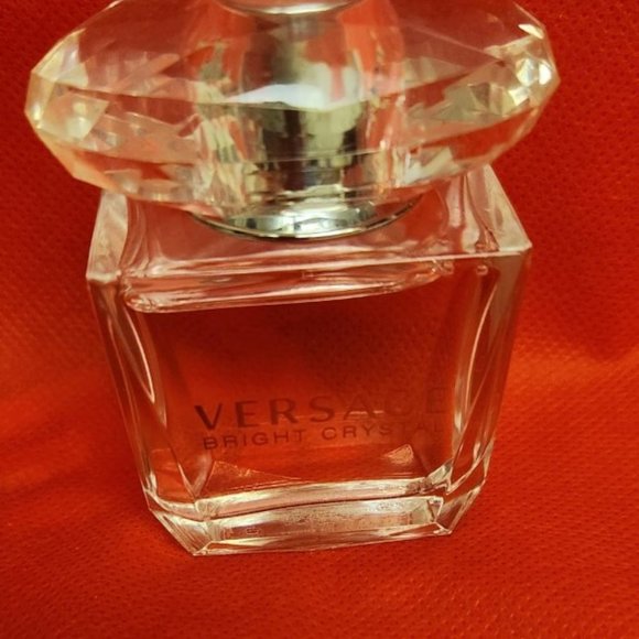 Versace Bright Crystal Eau De Toilette Spray 30 ml - Picture 2 of 4
